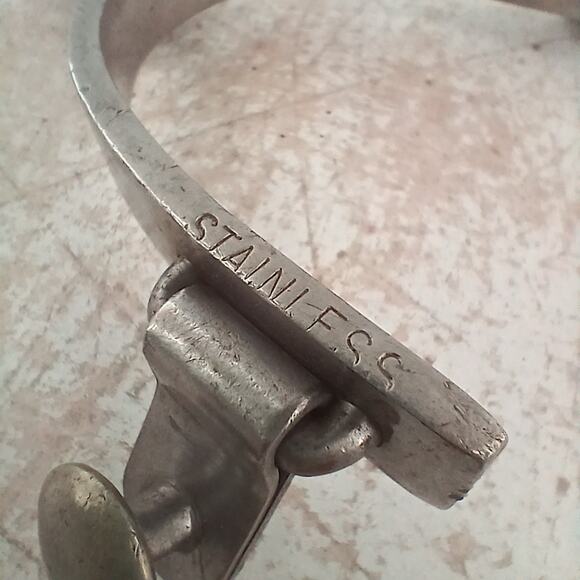 Vintage Crockett Single Spurs Stainless Steel Engraved Western Cowboy Marked - Picture 6 of 9